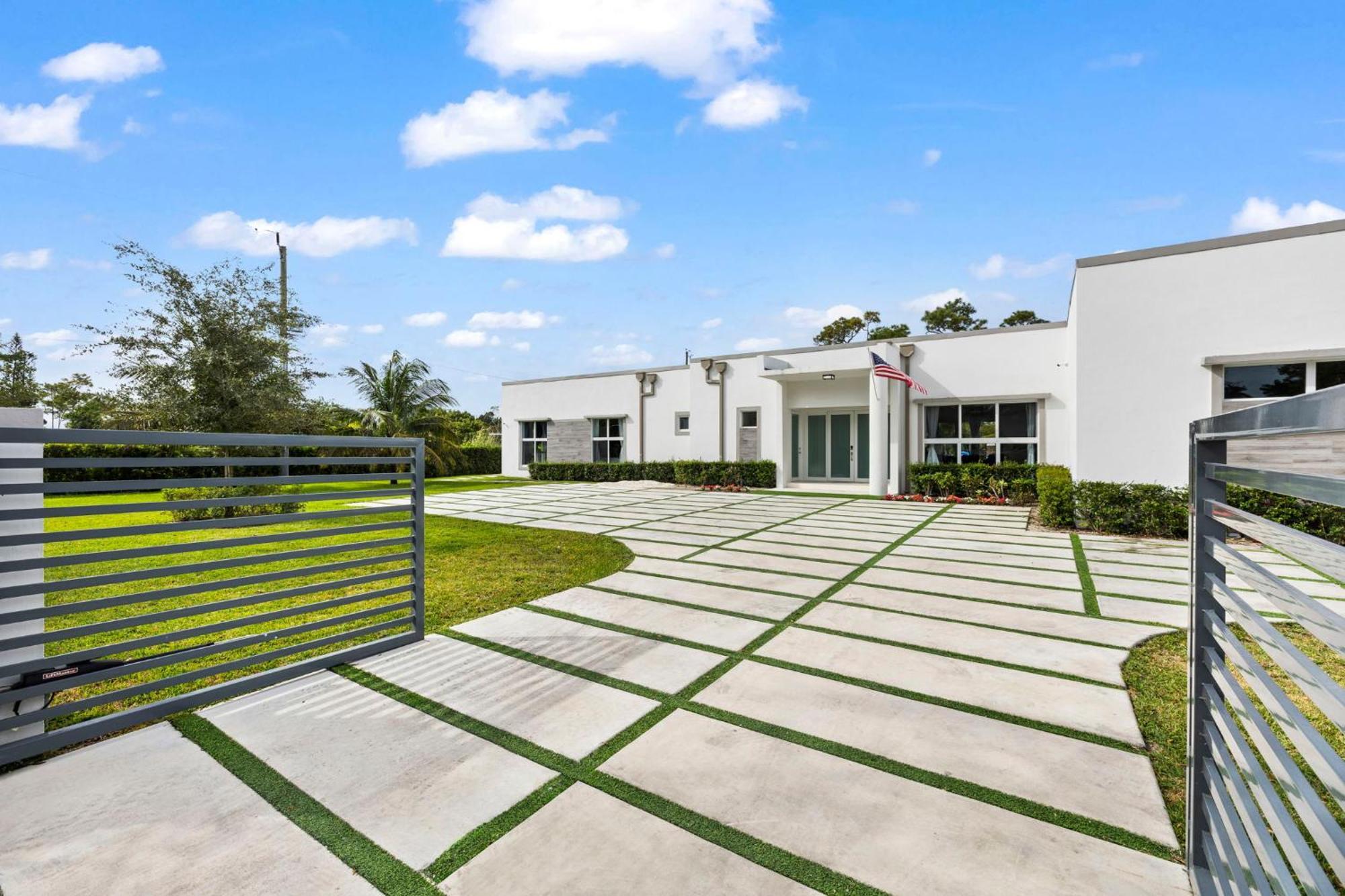 Ideal For Families The White House Of Miami Close To Miami Beaches And The Keys West Princeton Экстерьер фото